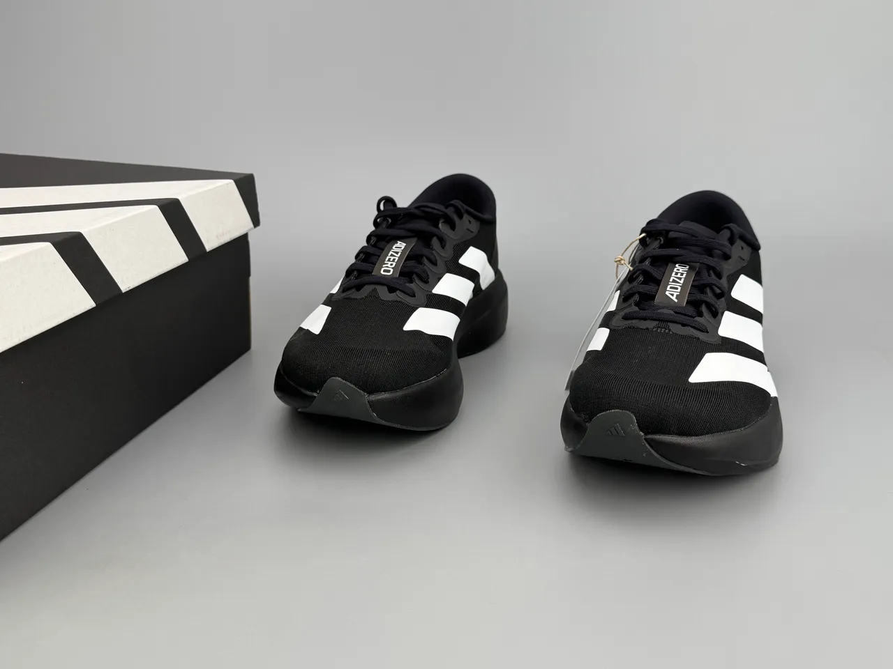 Adidas Adizero Evo SL Chaussures de course noires et blanches 3