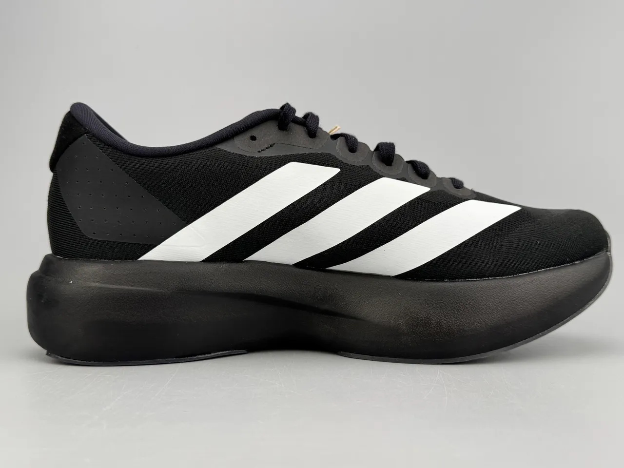 Adidas Adizero Evo SL Chaussures de course noires et blanches 10