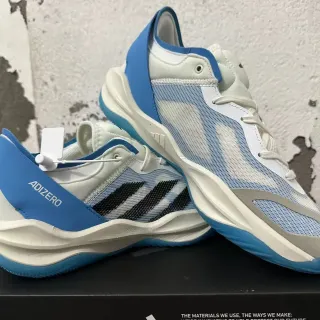 अडिडास ADIZERO हल्का नीला और सफेद लाइफस्टाइल स्नीकर