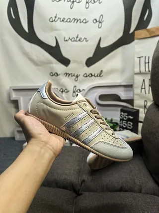 Adidas Beige Gray Retro Handball-Inspired Perforated Toebox Lifestyle Sneakers 5
