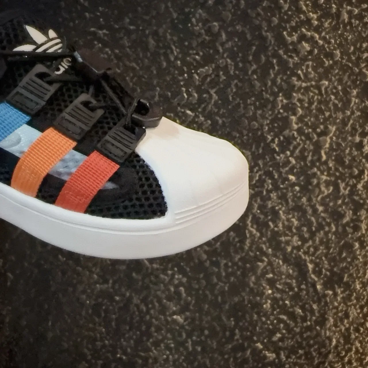 Adidas Beige Multicolor Shell-Toe Laceless Strap Closure Lifestyle Sneakers 15