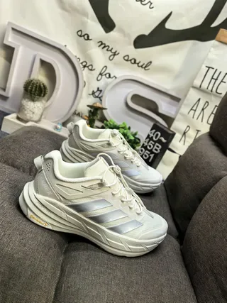Adidas Beige Silver Off-White Mesh Upper Metallic Stripes Lifestyle Sneakers 9