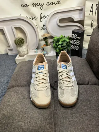 Adidas Beige White Suede Upper Three-Stripe Side Panel Lifestyle Sneakers 10