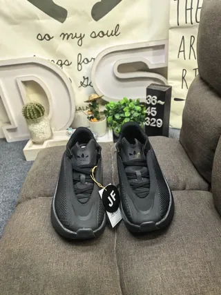 Adidas Black Monochromatic Engineered Mesh Upper Lifestyle Sneakers 10