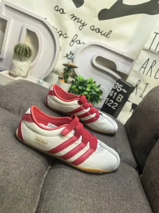 Adidas Black White Laceless Strap Closure Three Stripes Lifestyle Sneakers 9