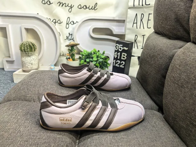 Adidas Black White Laceless Strap Closure Three Stripes Lifestyle Sneakers 21