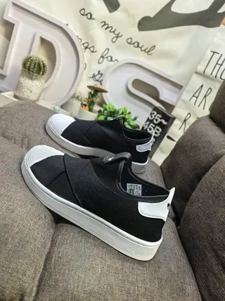 Adidas Black White Slip-On Elasticated Upper Lifestyle Sneakers 7