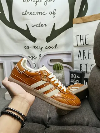 Adidas Brown Beige Crocodile-Embossed Leather Upper Off-White Three Stripes Lifestyle Sneakers 6