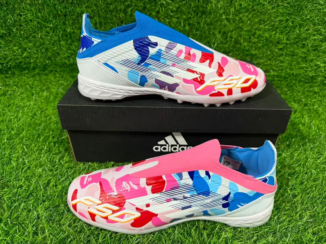Adidas F50 Multicolor Low-Cut Sock-Fit Collar Abstract Print Upper Turf Soccer Shoes 15