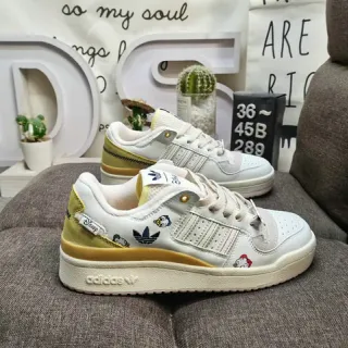 Adidas Forum Low White Gold Disney सहयोग लाइफस्टाइल स्नीकर्स