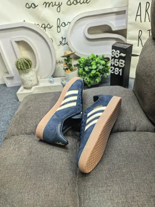Adidas Gazelle Navy Gold Suede Upper Three-Stripe Side Panel Lifestyle Sneakers 6
