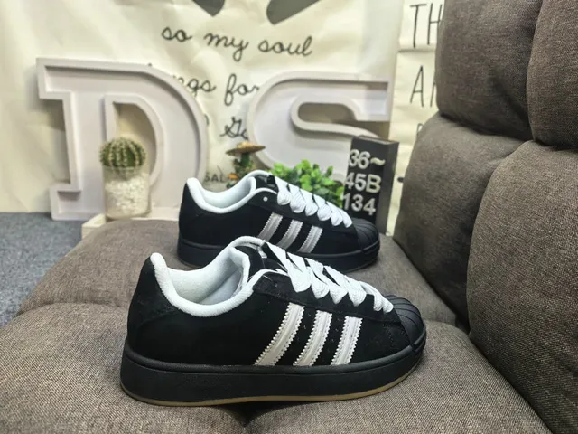 Adidas Gray Black Distressed Suede Upper Three-Stripe Overlay Lifestyle Sneakers 21