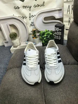 Adidas Gray Black Low-Top Platform Sole Lifestyle Sneakers 10