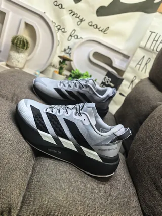 Adidas Gray Black Mesh Upper Carbon-Fiber Stripe Inserts Lifestyle Sneakers 7