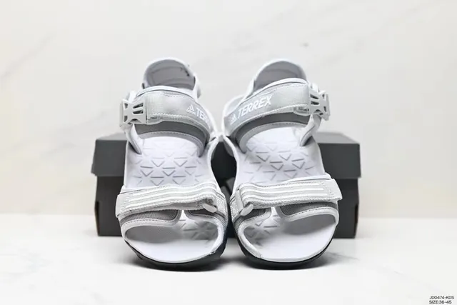 Adidas Gray Black Multi-Strap Adjustable Buckle Closure Casual Sandals 3