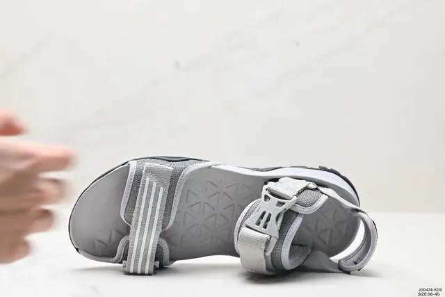 Adidas Gray Black Multi-Strap Adjustable Buckle Closure Casual Sandals 8