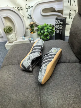 Adidas Gray Black Snake-Print Synthetic Upper Three Stripes Sneakers 6