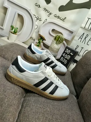 Adidas Gray Red Suede Upper Three-Stripe Side Panel Lifestyle Sneakers 19