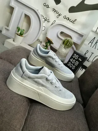 Adidas Gray White Suede Upper Platform Sole Lifestyle Sneakers 9