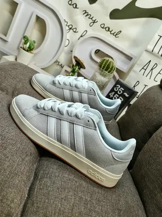 Adidas Gray White Suede Upper Three-Stripe Side Panel Lifestyle Sneakers 7