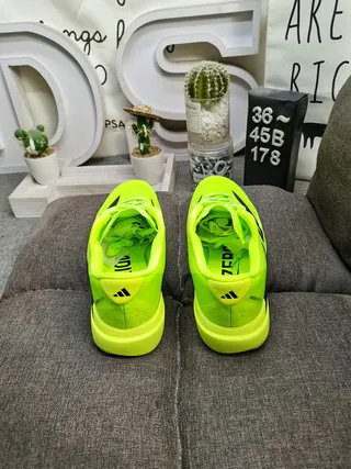 Adidas 绿色 黑色 霓虹黄 网面鞋面 三条纹 侧边品牌 生活方式运动鞋 8