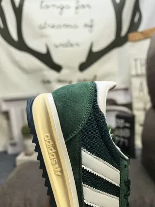 Adidas Green White Retro Runner Mesh And Suede Upper Lifestyle Sneakers 3
