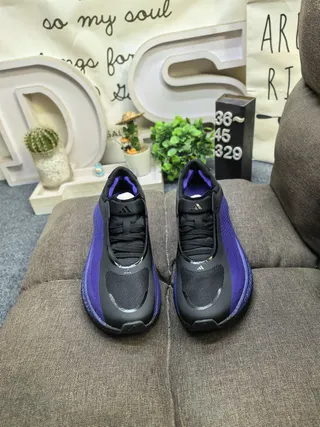 Adidas Hyperboost Purple and Black Running Shoes 10