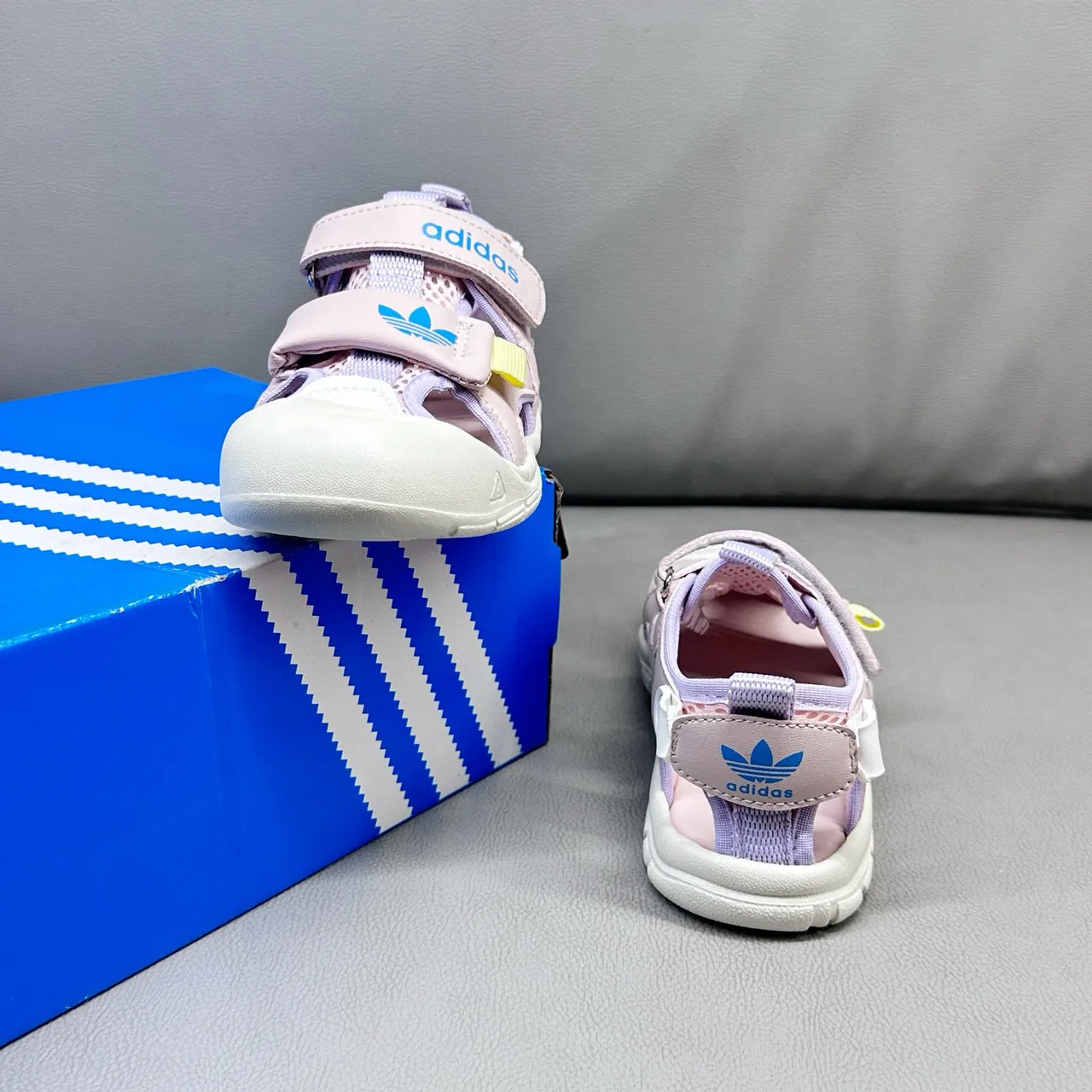 Adidas Enfants Sandales Casual Rose Multi-Strap Velcro 8
