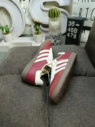 Adidas Navy Beige Low-Top Suede-Leather Mix Lifestyle Sneakers 16