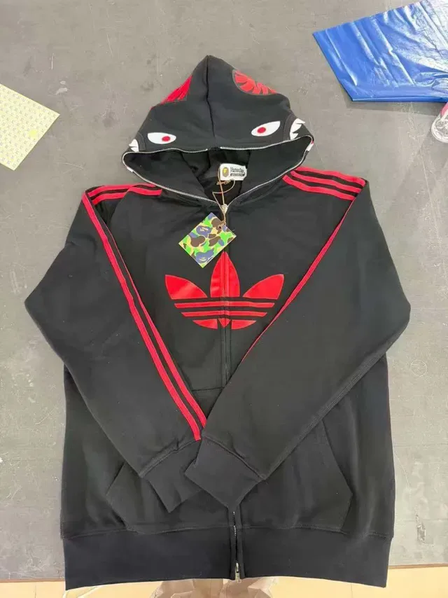 Adidas Originals Pixel Trefoil Black and Red Full-Zip Hoodie 2
