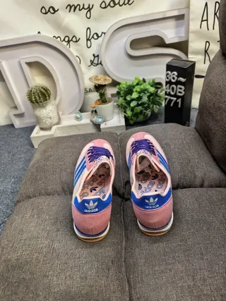 Adidas Pink Blue Retro Runner Suede-and-Textile Upper Lifestyle Sneakers 7