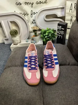 Adidas Pink Blue Retro Runner Suede-and-Textile Upper Lifestyle Sneakers 9