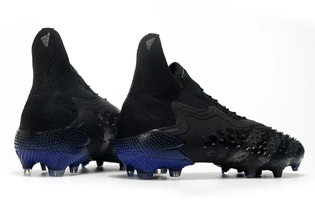 Adidas Predator Tênis de Futebol Preto Azul Texturizado Cage na ponta do pé Colar de Meia Campo Firme 7