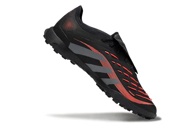 Adidas Predator Noir Gris Bas Haut Synthétique Superposition Graphique de Trois Rayures Chaussures de Football pour Herbe 2