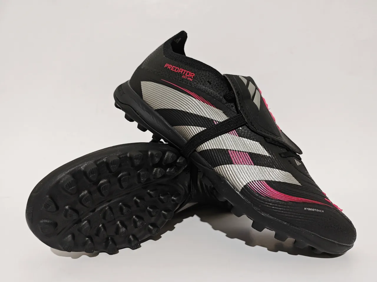 Adidas Predator Noir Gris Bas Haut Synthétique Superposition Graphique de Trois Rayures Chaussures de Football pour Herbe 8