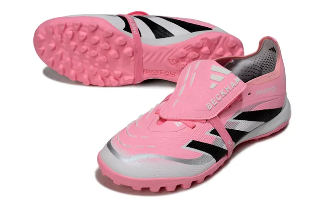 Adidas Predator Zapatos de fútbol turf de bajo corte sin cordones con correa rosa negro 13
