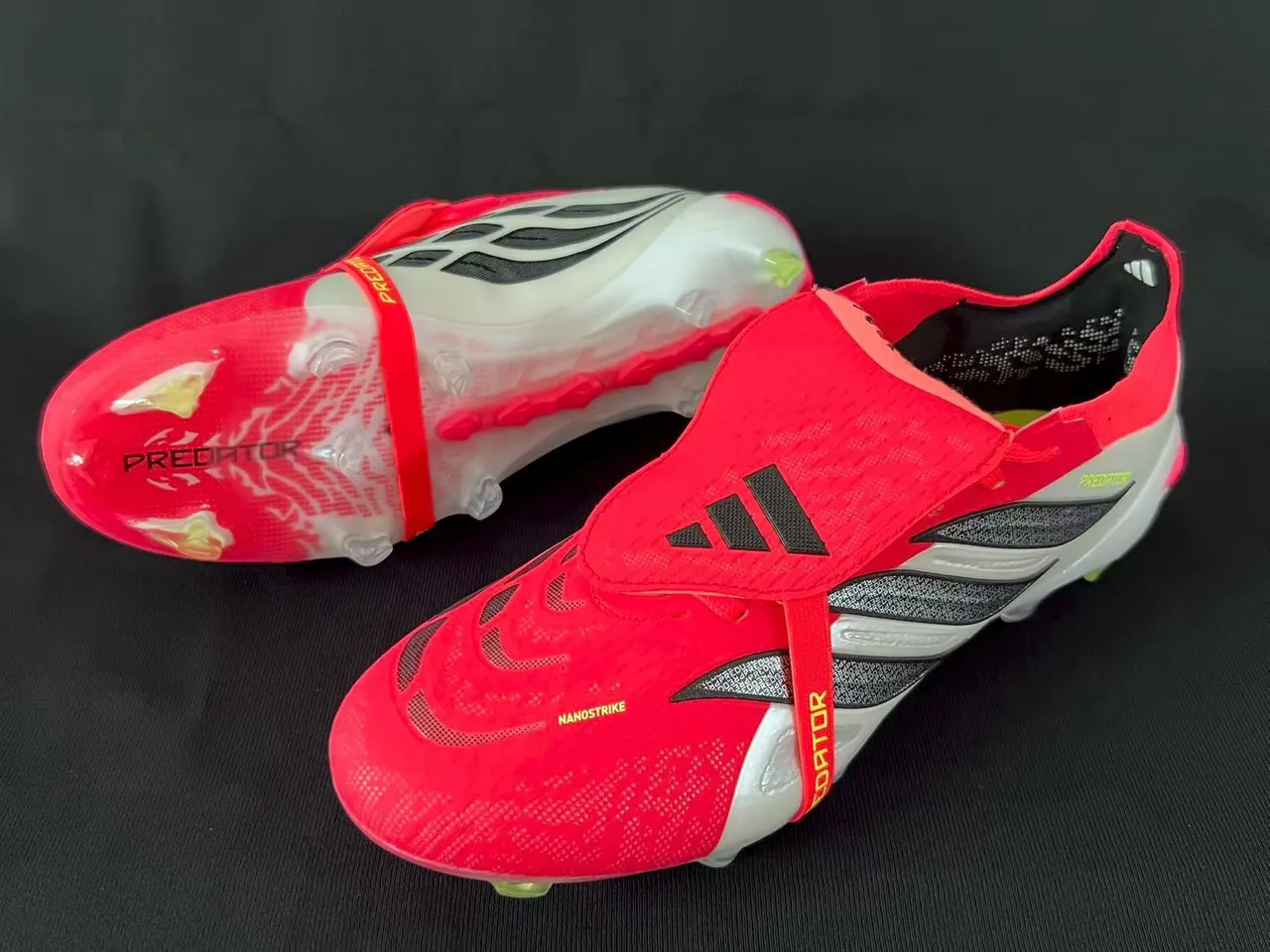 Adidas Predator Red White Blade-Style Overlays Lace Lock Strap Firm-Ground Soccer Shoes 2