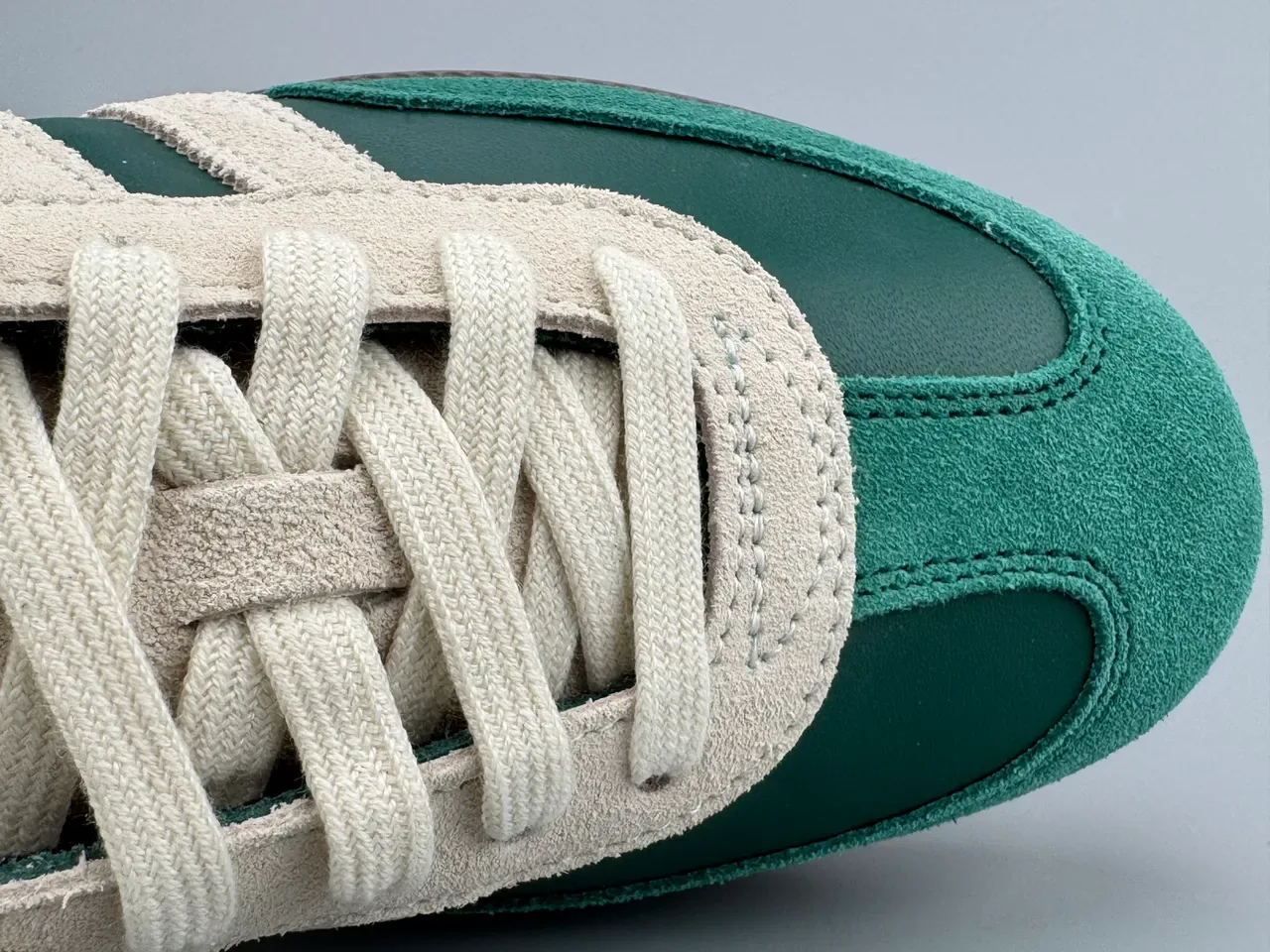 Adidas Samba Green and Cream Lifestyle Sneakers 2