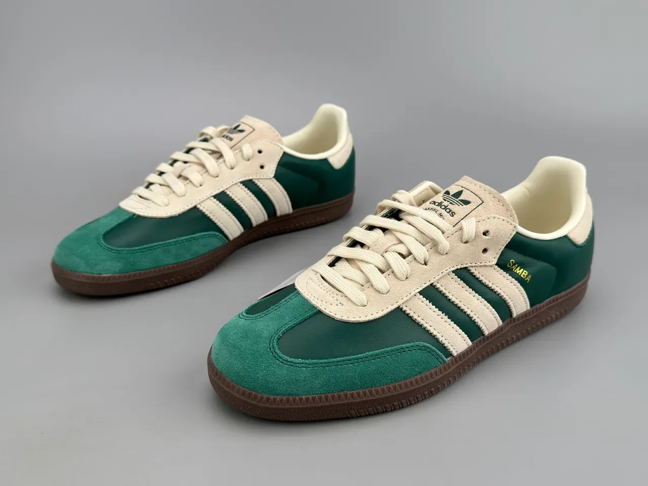 Adidas Samba Green and Cream Lifestyle Sneakers 5