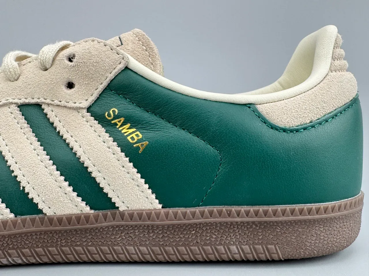 Adidas Samba Green and Cream Lifestyle Sneakers 7