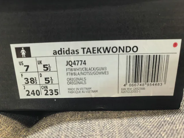 Adidas Samba OG White Black Lifestyle Sneakers 12