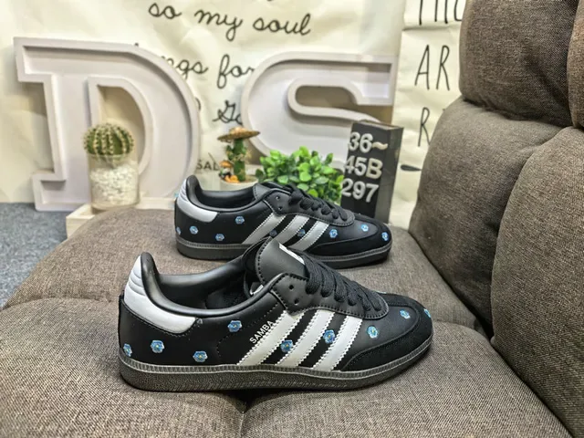 Adidas Samba White Black Low-Top Cupsole Suede-Like Upper Lifestyle Sneakers 21