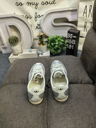 Adidas Silver Beige Metallic Leather Perforated Toebox Lifestyle Sneakers 8