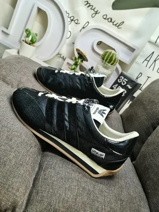 Adidas Spezial Black and Cream Lifestyle Sneakers 7