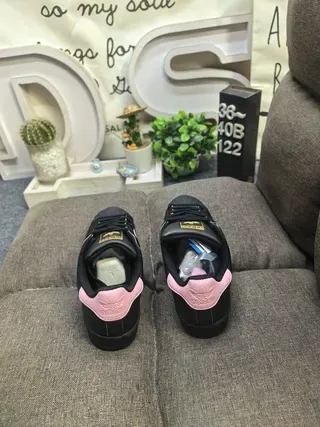 Adidas Superstar Black and Pink Lifestyle Sneakers 8
