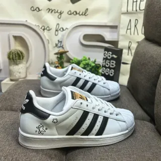 Adidas Superstar White Black Shell-Toe लाइफस्टाइल स्नीकर