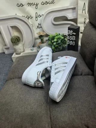 Adidas Superstar White Red Low-Top Shell Toe Lifestyle Sneakers 16