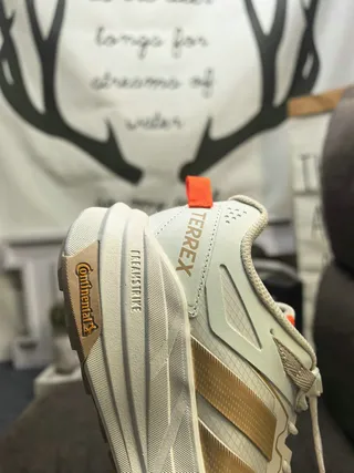 Adidas Terrex Beige Gold Trail-Inspired Mesh-and-Synthetic Upper Chaussures de running 3