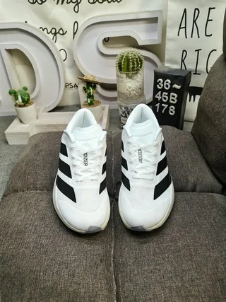 Adidas White Black Engineered Mesh Upper Three-Stripe Side Branding Running Shoes 10