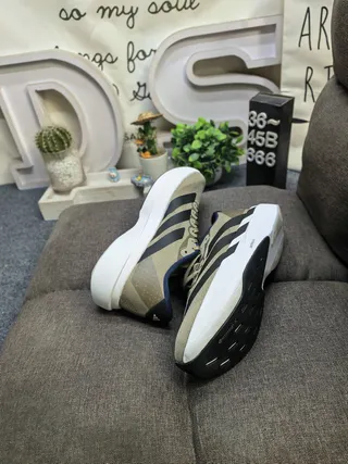 Adidas White Black Engineered Mesh Upper Three-Stripe Side Branding Running Shoes 6